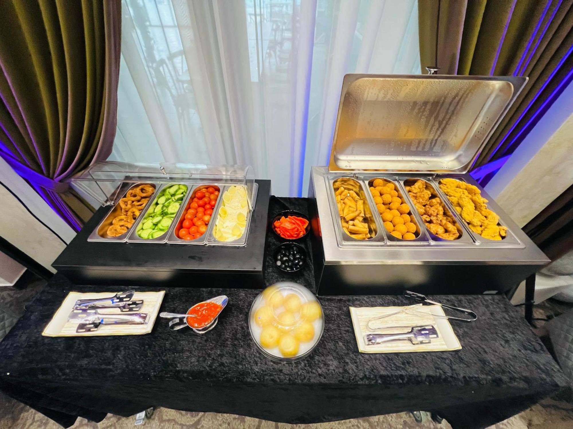 River Place 피테슈티 외부 사진